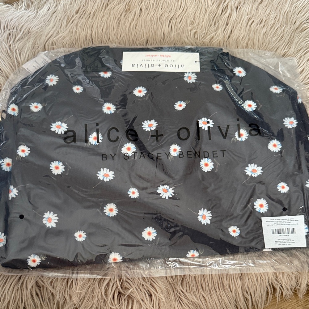 Alice + Olivia Black and White Daisy Garment Bag